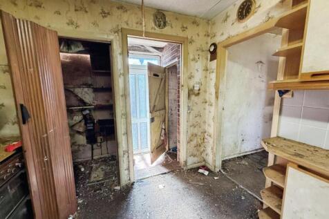 0fc2c31e-kitchen 202.jpg