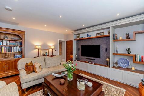 8646615-interior34-800.jpg