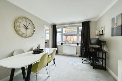 578f5e43-dinning 20room.jpg