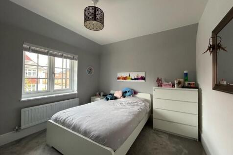 new bedroom.jpg