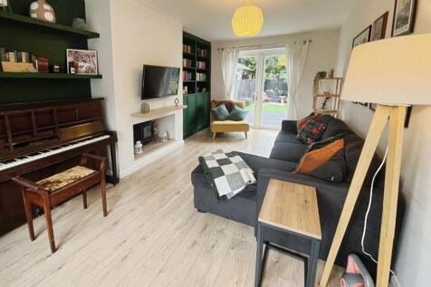 pbox-living_room-324972.jpg