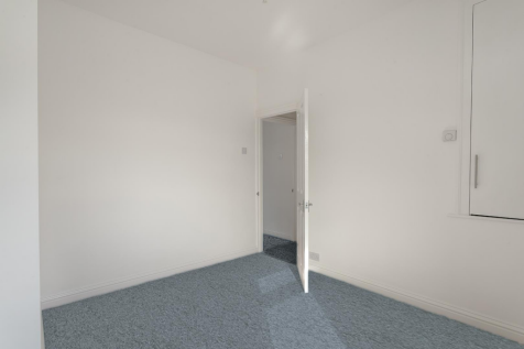 Bedroom  (2).png