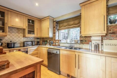 533079 (5) (Large).jpg