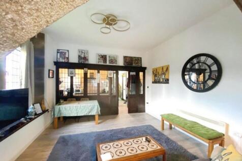 d5db1e21-WhatsApp 20Image 202025-10-28 20at 2015.2