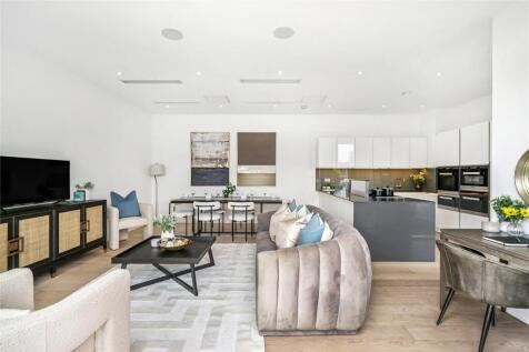 Kitchen/Living Area