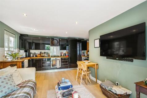 Reception/Kitchen