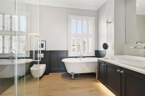 En Suite Bathroom