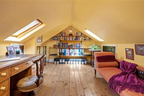 Bedroom/Study