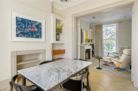 Dining Room/Bedroom