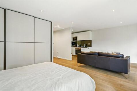 Studio Room