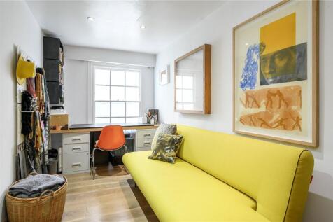 Bedroom Two/Study