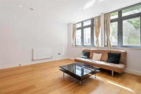Sitting Room/Kitchen