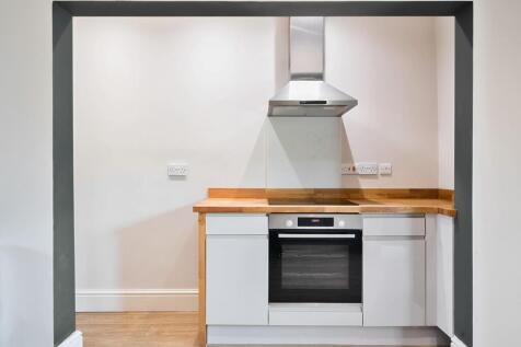 Lounge/ Kitchen