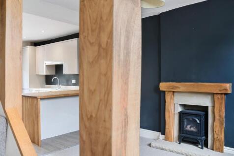 Lounge/ Kitchen