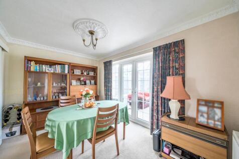 dining room.jpg