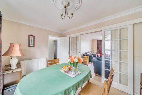 dining room 2.jpg