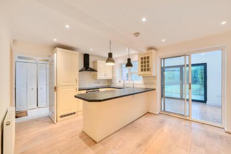 kitchen 1.jpg