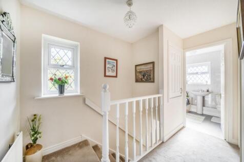 upstairs landing.jpg