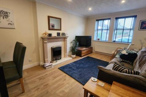 41 Burns Way  - 1.jpg