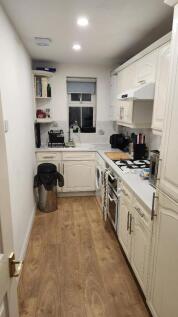 41 Burns Way - 5.jpg