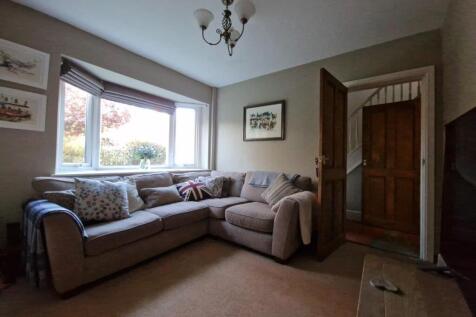 New lounge to hall.jpg