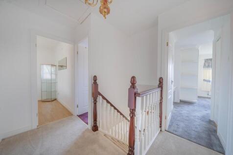 upstairs landing.jpg