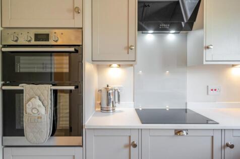 lifestyle kitchen.JPG