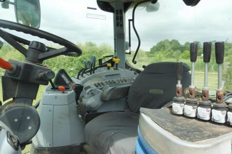 P1070350 - Lot 20...