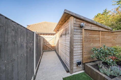 1358024-15-68d50c...