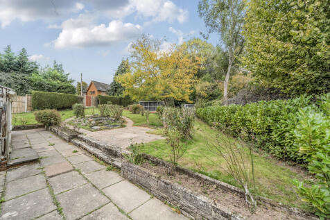 1363880-5-68e52bb...