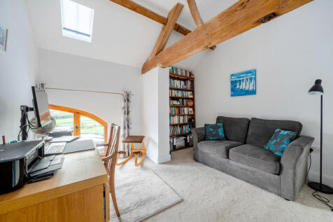 1373289-5-68ff541...