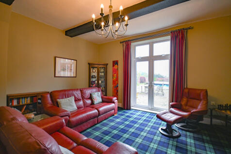 Sitting Room 2 - ...