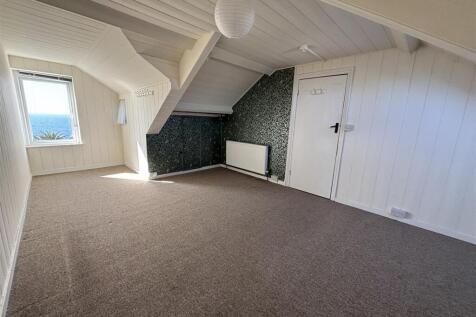 Attic bedroom.jpeg