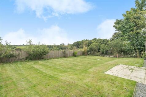 Rear Garden Alt.jpg