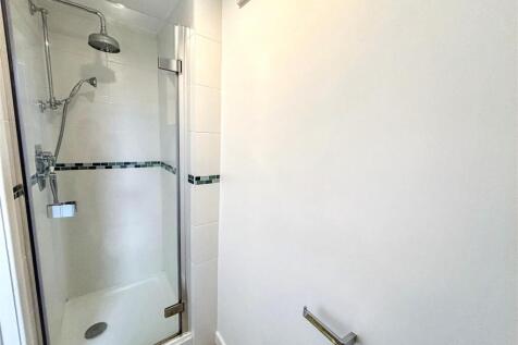 Shower room.jpeg
