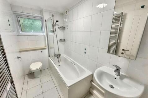 Bathroom.jpeg