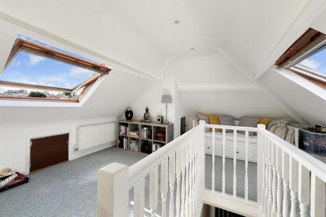 Loft - Bed 3.jpg