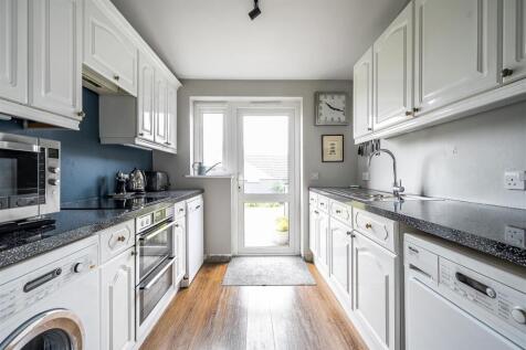 Kitchen.jpg