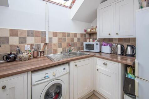 Kitchen Alt.jpg