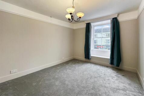 Bedroom 3.jpg