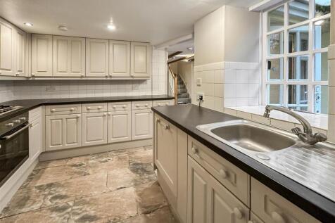 Kitchen.jpg