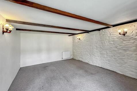 Living room.jpeg