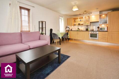 Lounge/Kitchen