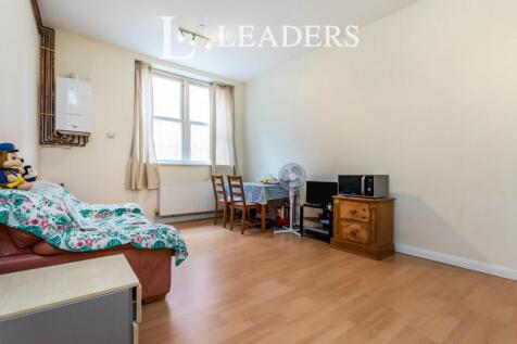 Living Area (2)