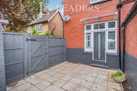 Rear Garden (1)