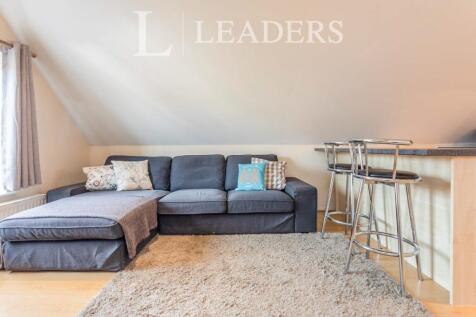 Living Room (2)