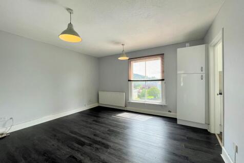 Living Room (2)
