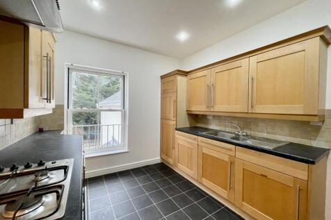 Kitchen (2)