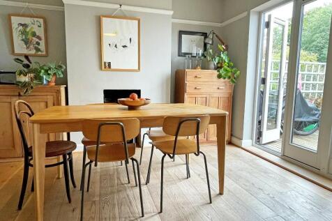 Kit/Breakfast Room