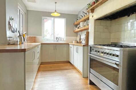 Kit/Breakfast Room